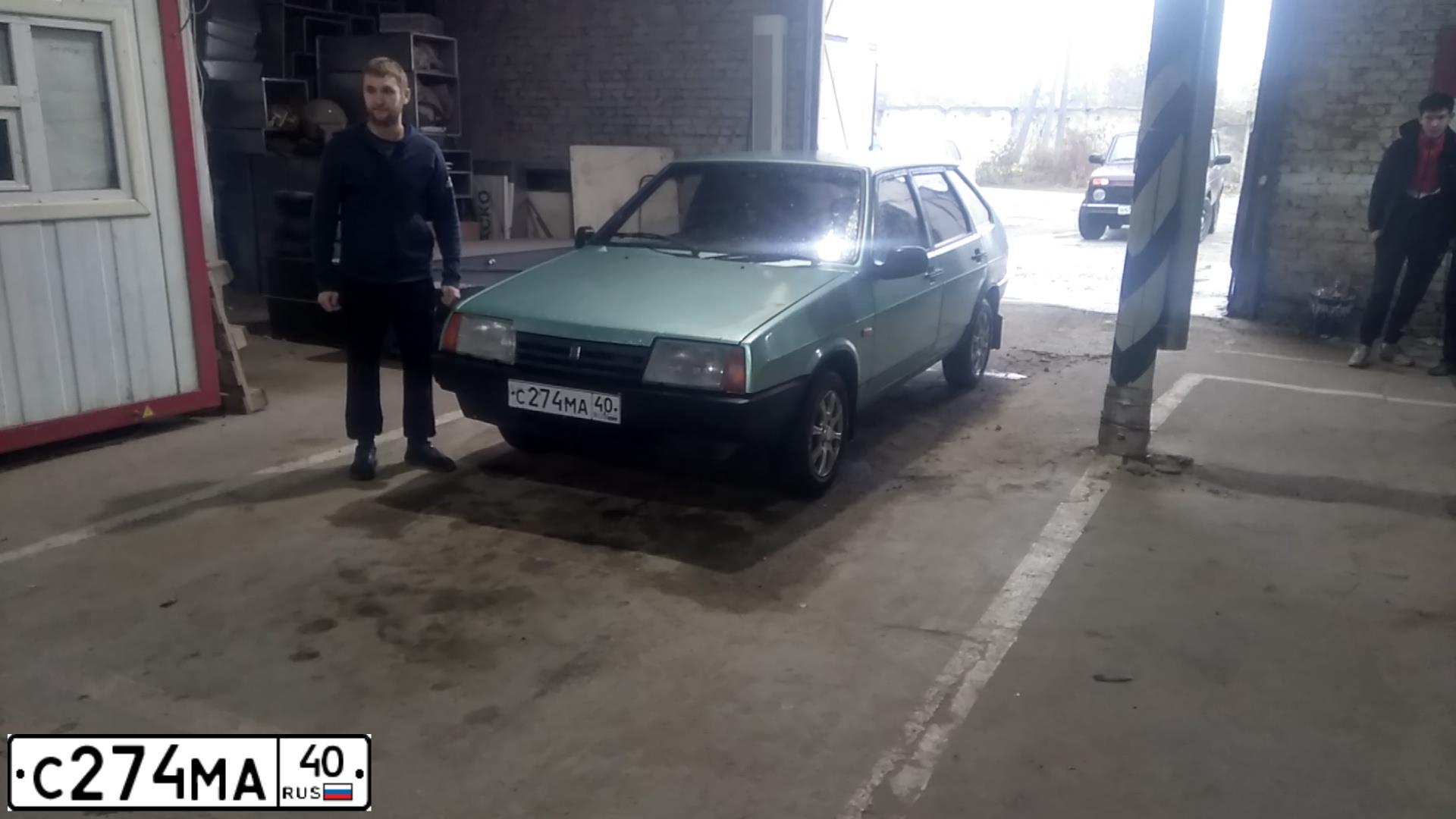 Фото автомобиля LADA 2109 SAMARA, 2003 — госномер С274МА40. Цвет: СВЕТЛО-ЗЕЛЕНЫЙ