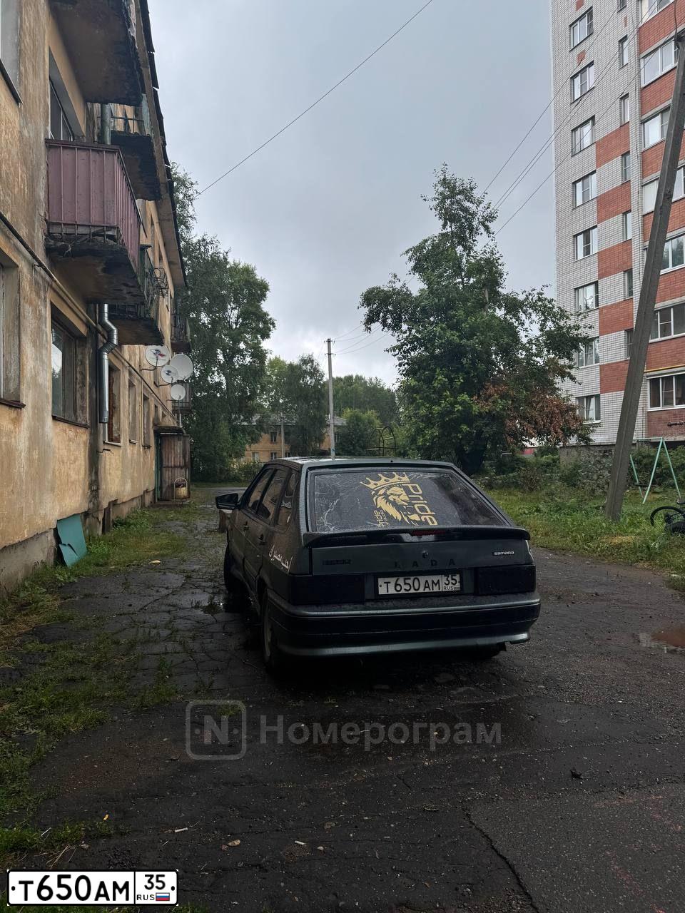 Фото автомобиля LADA 2114 SAMARA, 2006 — госномер Т650АМ35. Цвет: СЕРО СИНЕ-ЗЕЛЕНЫЙ