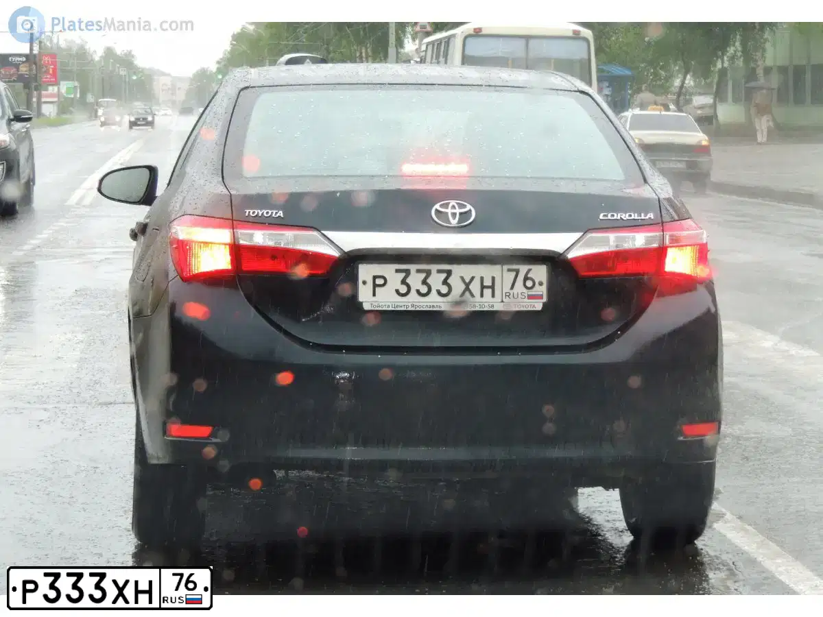Фото автомобиля TOYOTA COROLLA, 2014 — госномер Р333ХН76. Цвет: ТЕМНО-СЕРЫЙ