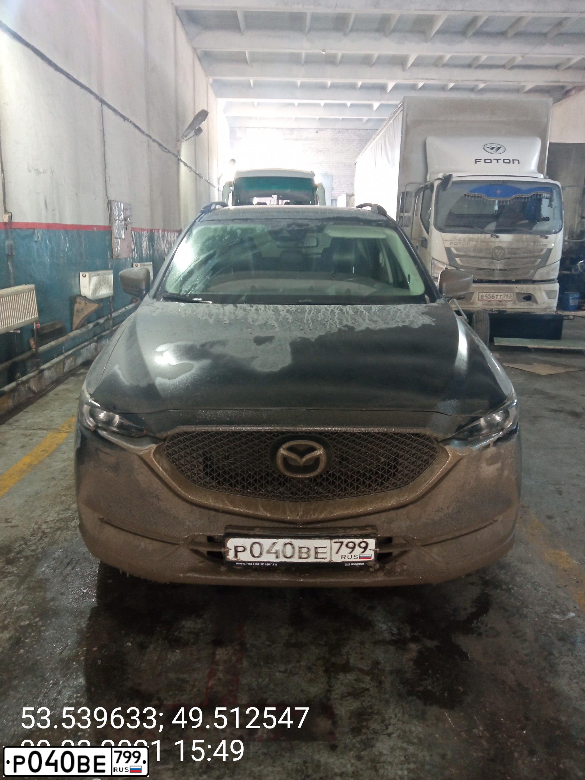 Фото автомобиля MAZDA CX-5, 2017 — госномер Е126АМ763. Цвет: синий