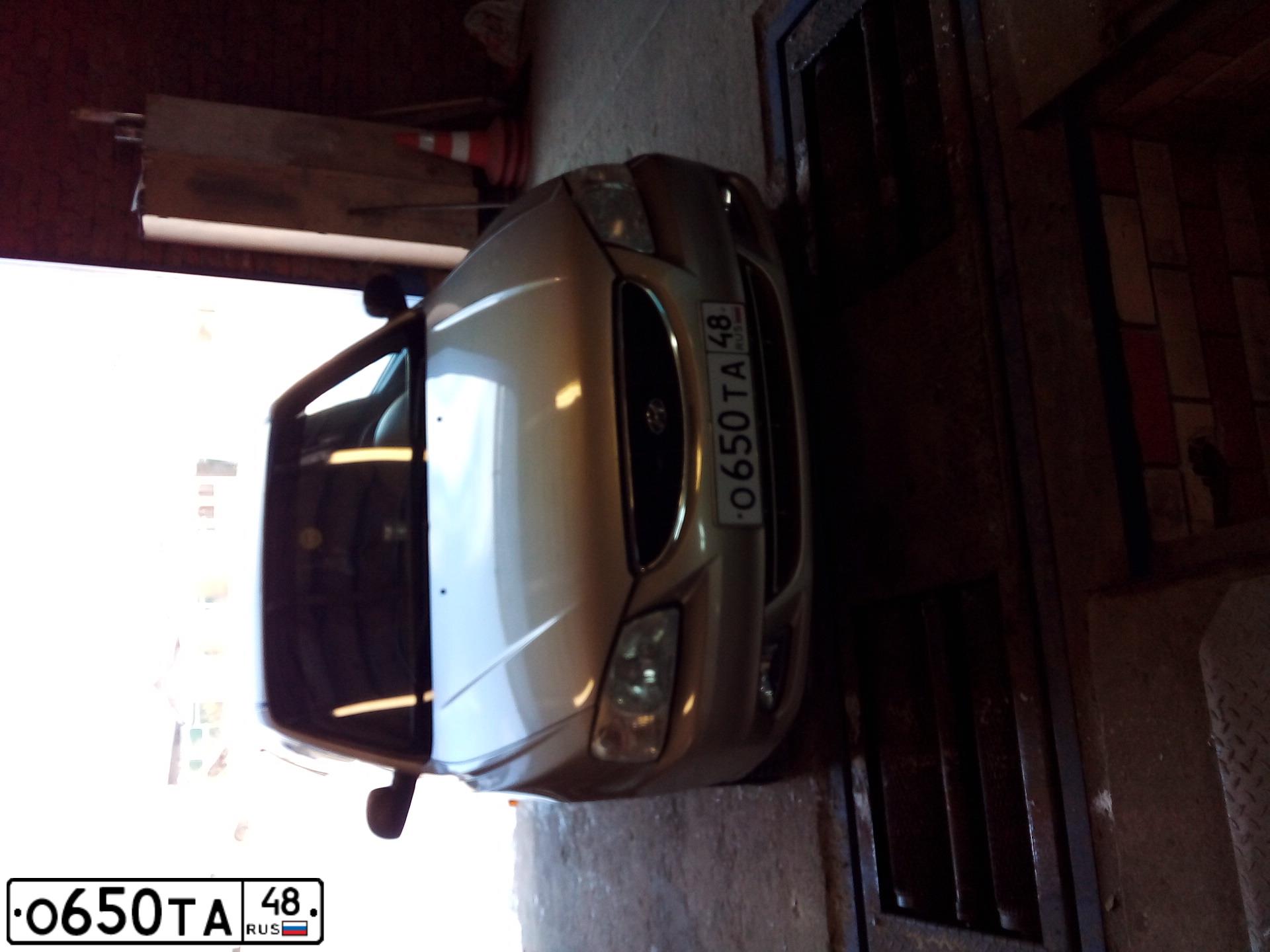 Фото автомобиля TAGAZ ACCENT, 2005 — госномер К375ЕТ50. Цвет: БЕЖЕВЫЙ