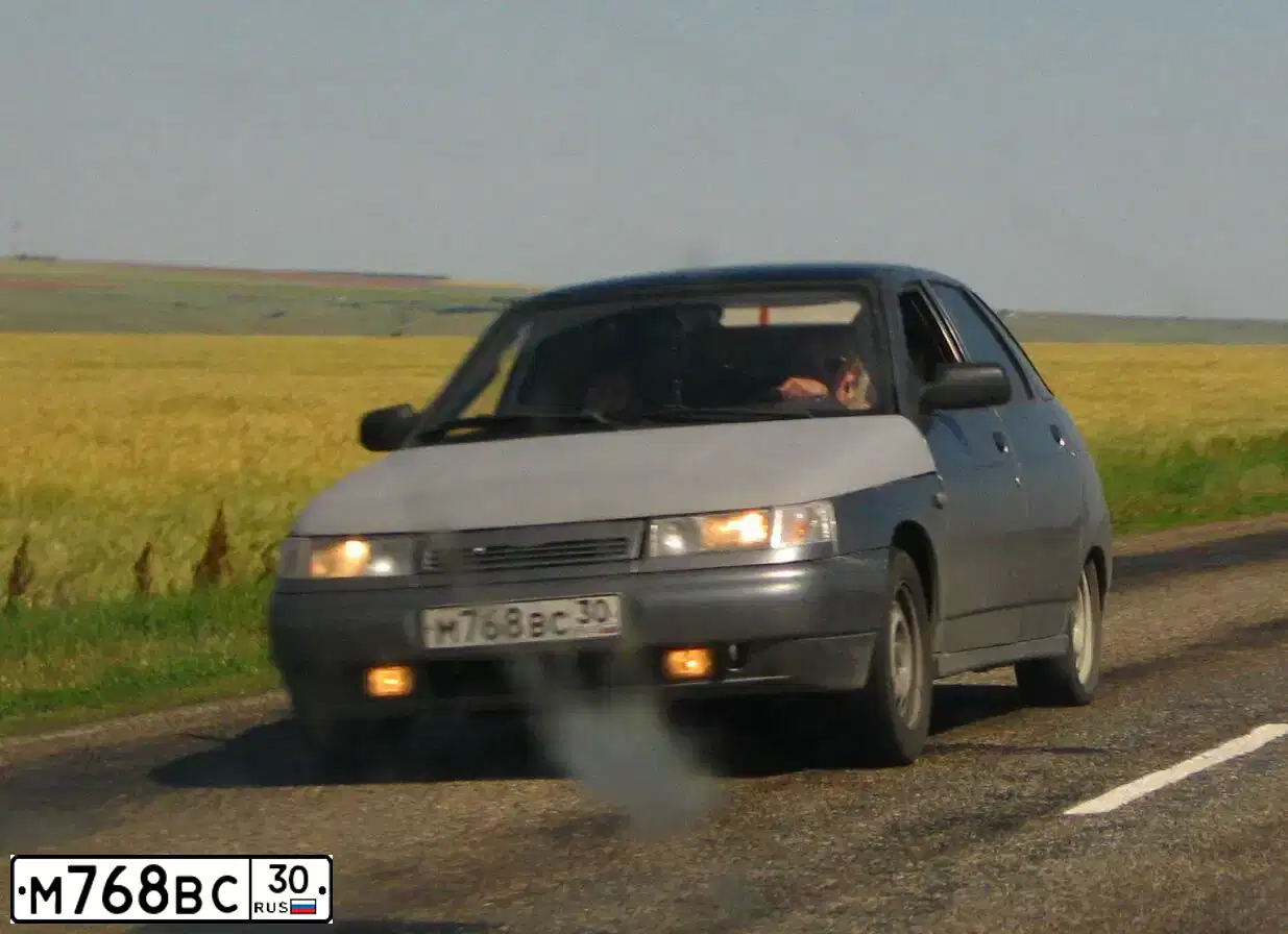 Фото автомобиля LADA 2112, 2006 — госномер В944НН30. Цвет: средний серо-зеленый металлик