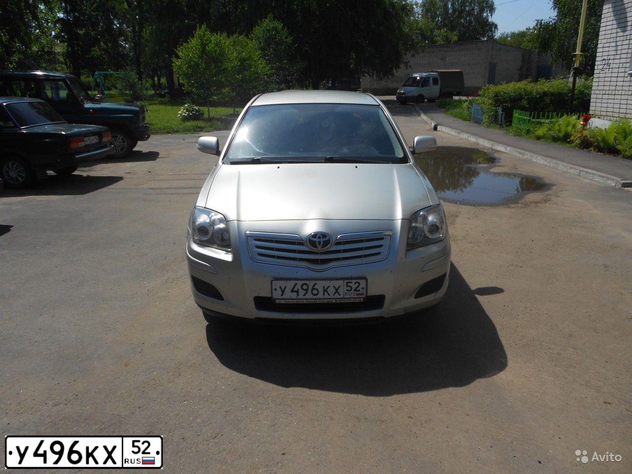 Фото автомобиля TOYOTA AVENSIS, 2007 — госномер Е016ОС18. Цвет: Серебристый