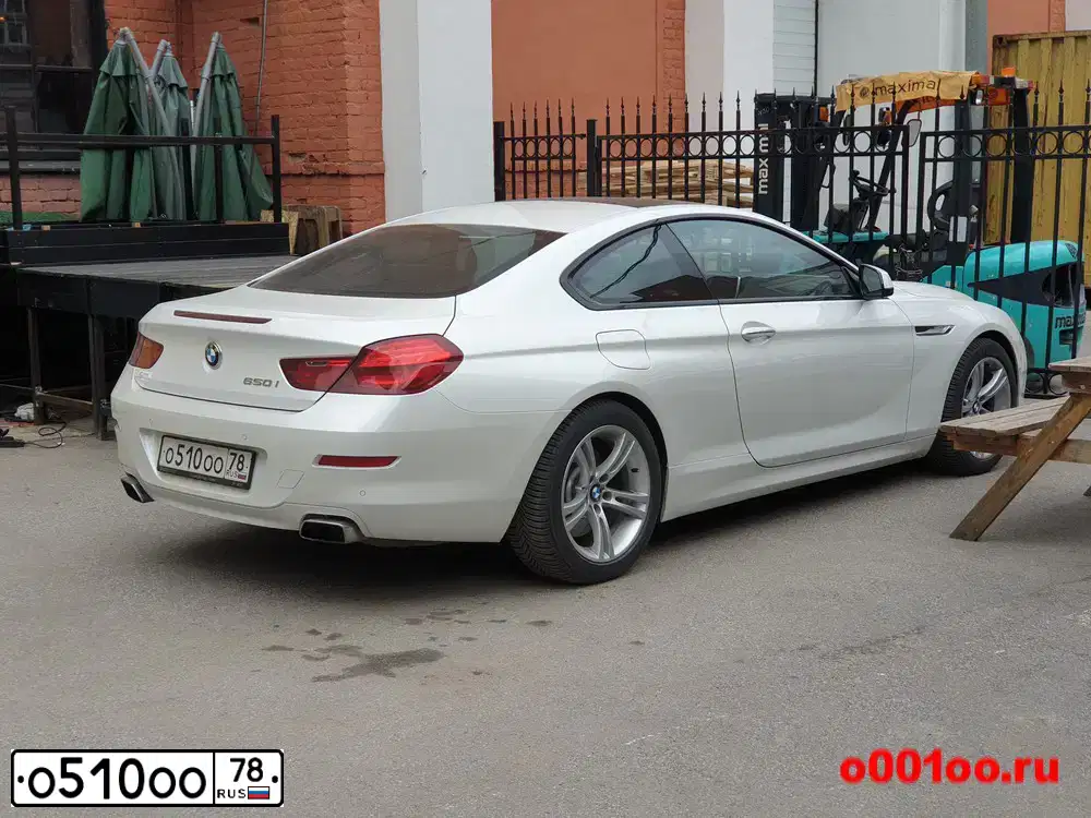 Фото автомобиля MERCEDES S-KLASSE, 2007 — госномер О017ОА98. Цвет: ЧЕРНЫЙ
