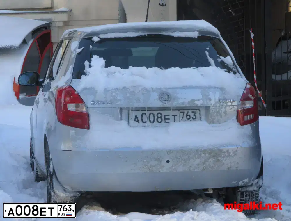 Фото автомобиля SKODA FABIA, 2014 — госномер А008ЕТ763. Цвет: серебристый