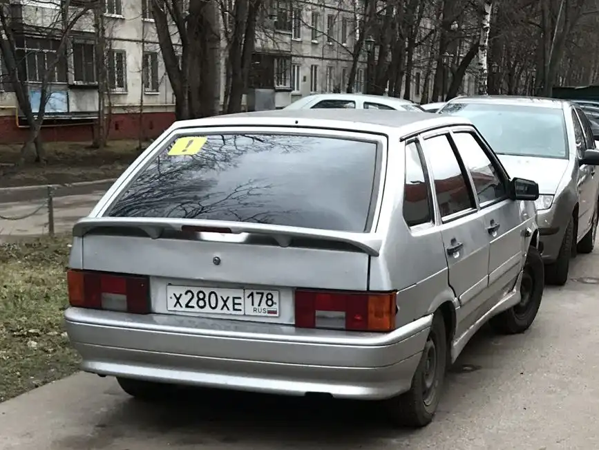 Фото автомобиля LADA 2114, 2006 — госномер Х077УК69