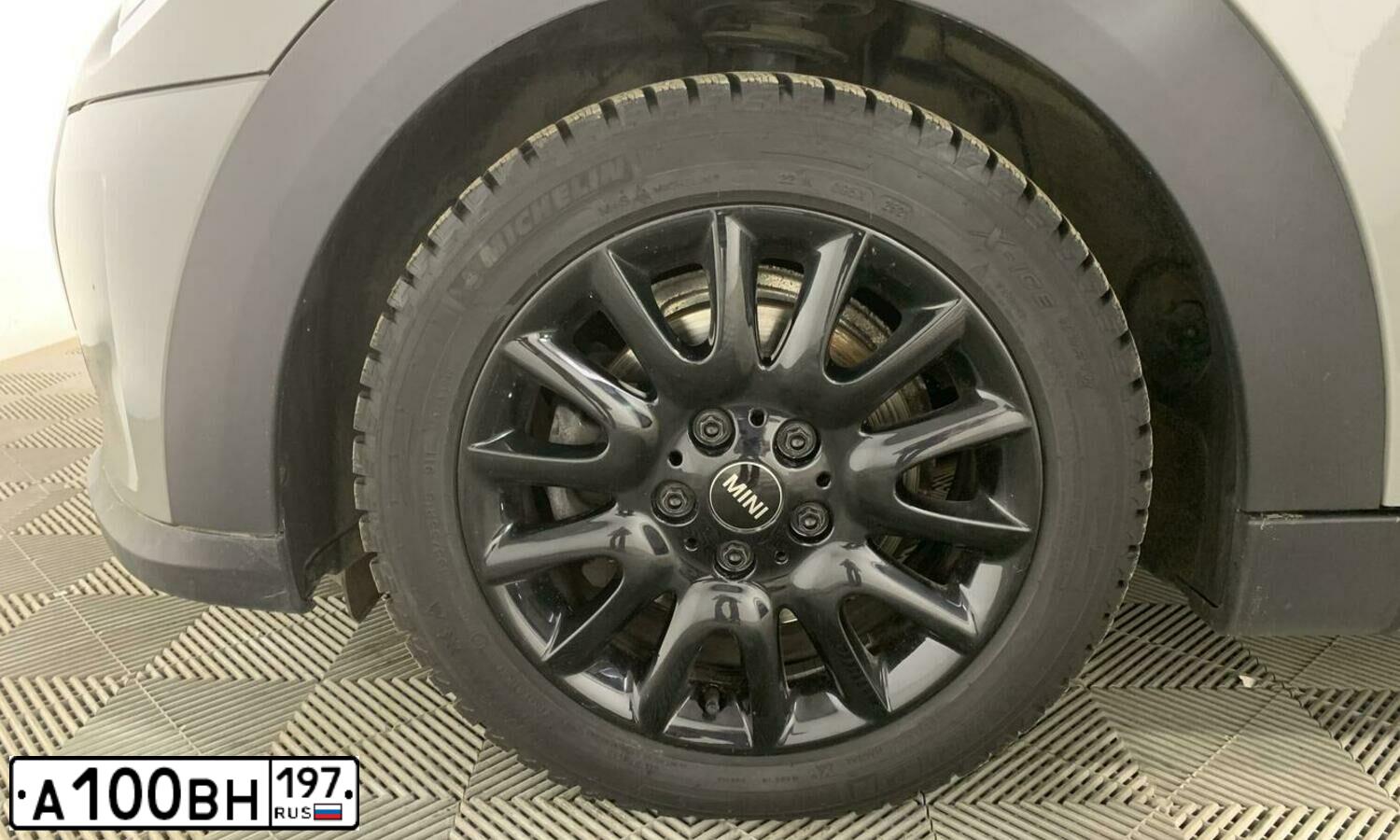 Фото автомобиля MINI COOPER, 2021 — госномер В879КО977