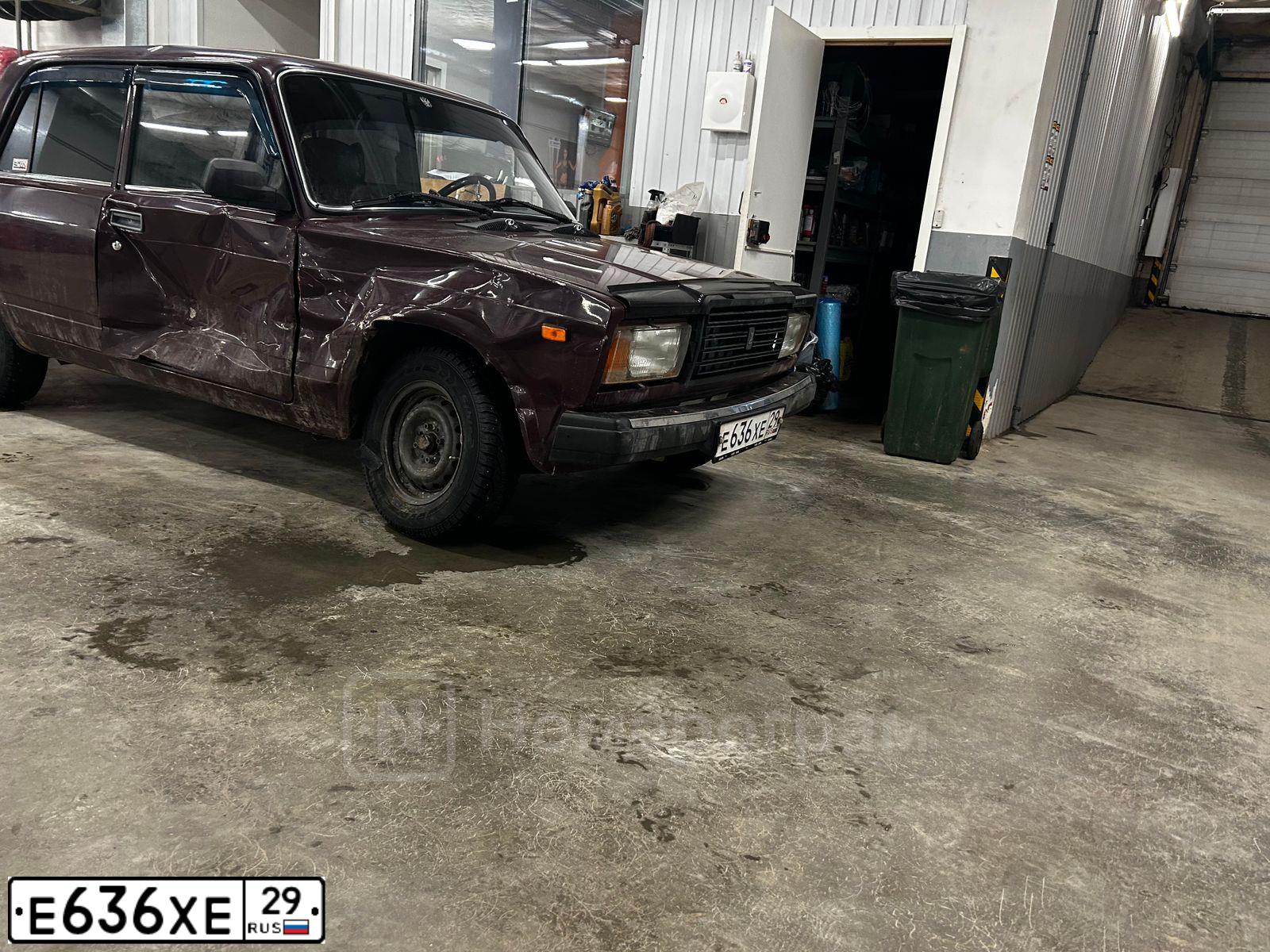 Фото автомобиля LADA 2107 LADA, 2008 — госномер Е636ХЕ29. Цвет: ТЕМНО-ВИШНЕВЫЙ