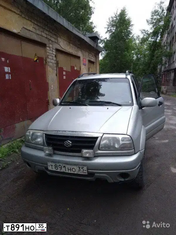Фото автомобиля SUZUKI GRAND VITARA, 2004 — госномер С785КМ35. Цвет: СЕРЕБРИСТЫЙ
