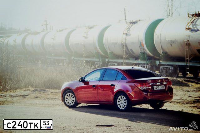Фото автомобиля CHEVROLET CRUZE, 2011 — госномер Н505ТВ33. Цвет: Красный