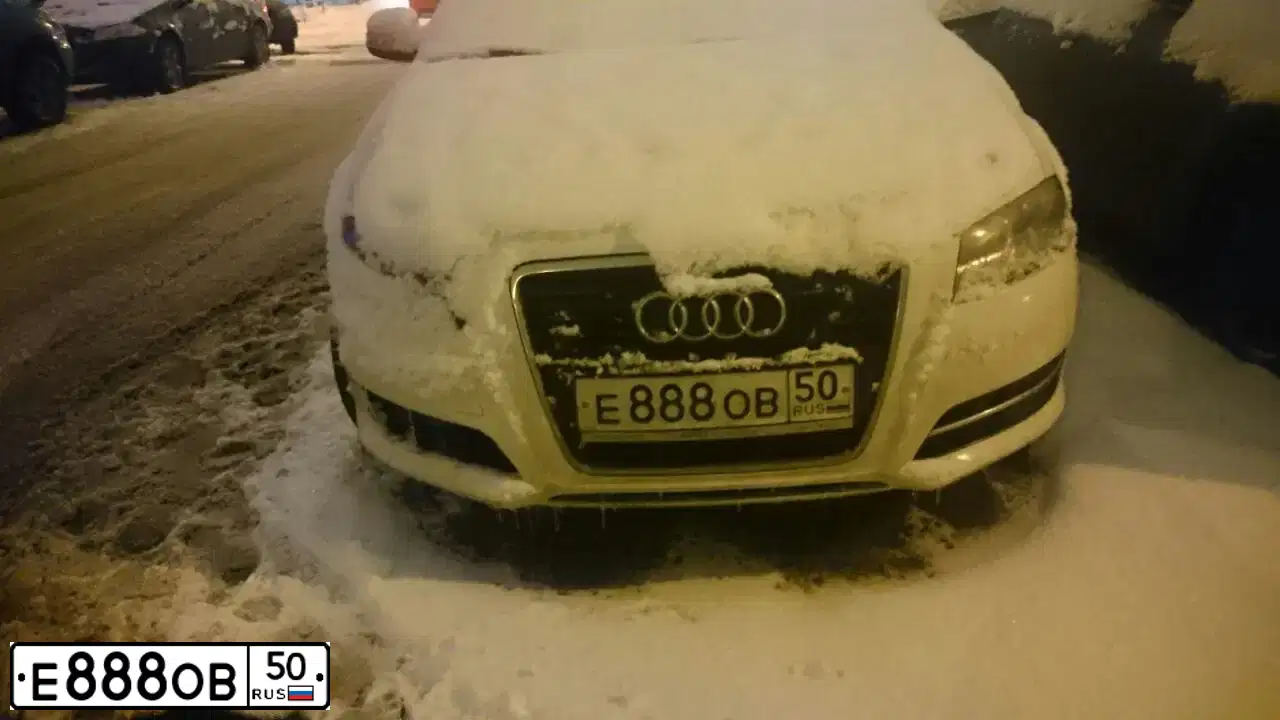 Фото автомобиля AUDI A3, 2011 — госномер А727РЕ190. Цвет: БЕЛЫЙ