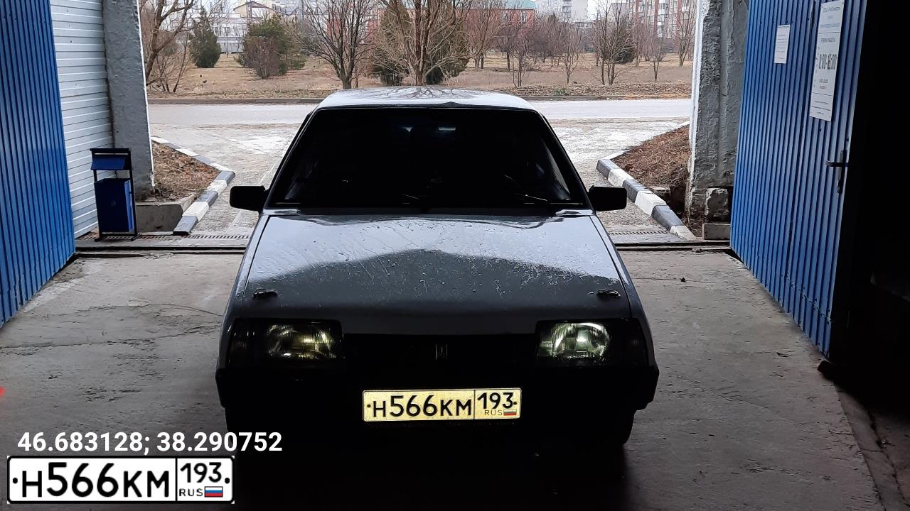 Фото автомобиля LADA 2109 SAMARA, 2000 — госномер К320ЕН61. Цвет: Белый