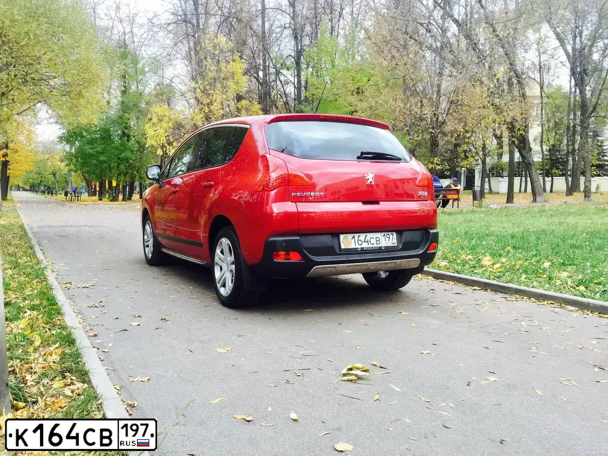 Фото автомобиля NISSAN MURANO, 2011 — госномер А083РУ51. Цвет: Серебристый