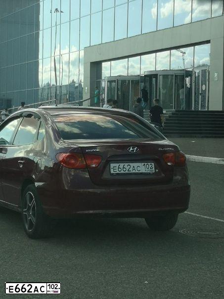 Фото автомобиля HYUNDAI ELANTRA, 2007 — госномер Е662АС102. Цвет: КРАСНЫЙ