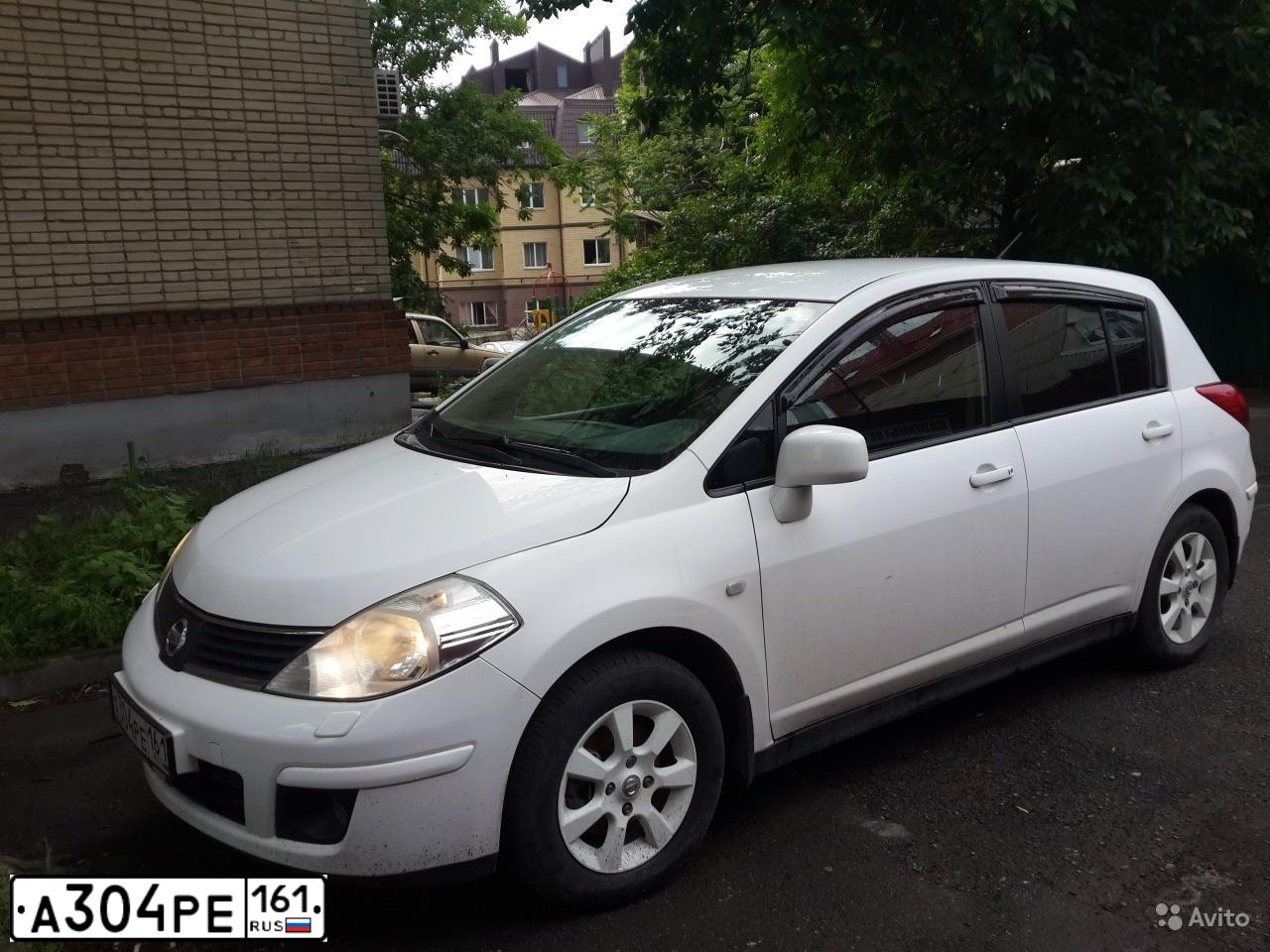 Фото автомобиля NISSAN TIIDA, 2008 — госномер А304РЕ161. Цвет: Белый