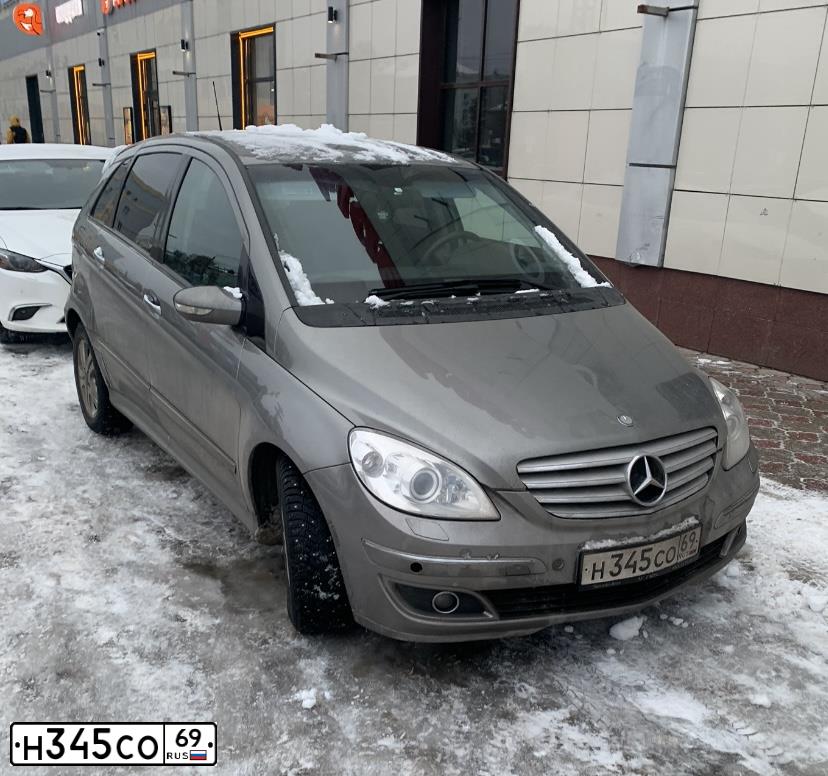 Фото автомобиля MERCEDES B-KLASSE, 2007 — госномер Н345СО69. Цвет: Серый