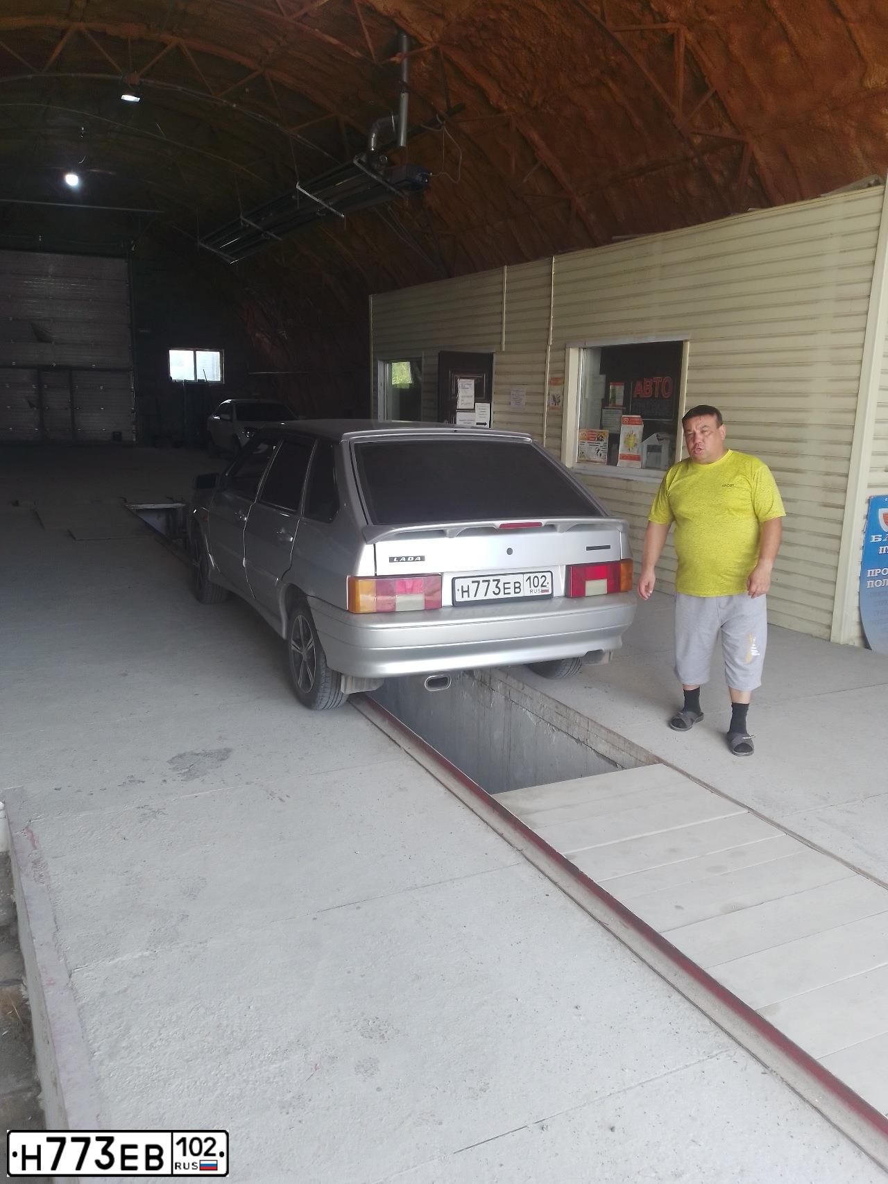 Фото автомобиля LADA 2114 SAMARA, 2012 — госномер Н773ЕВ102. Цвет: СВЕТЛО-СЕРЕБРИСТЫЙ МЕТАЛЛ