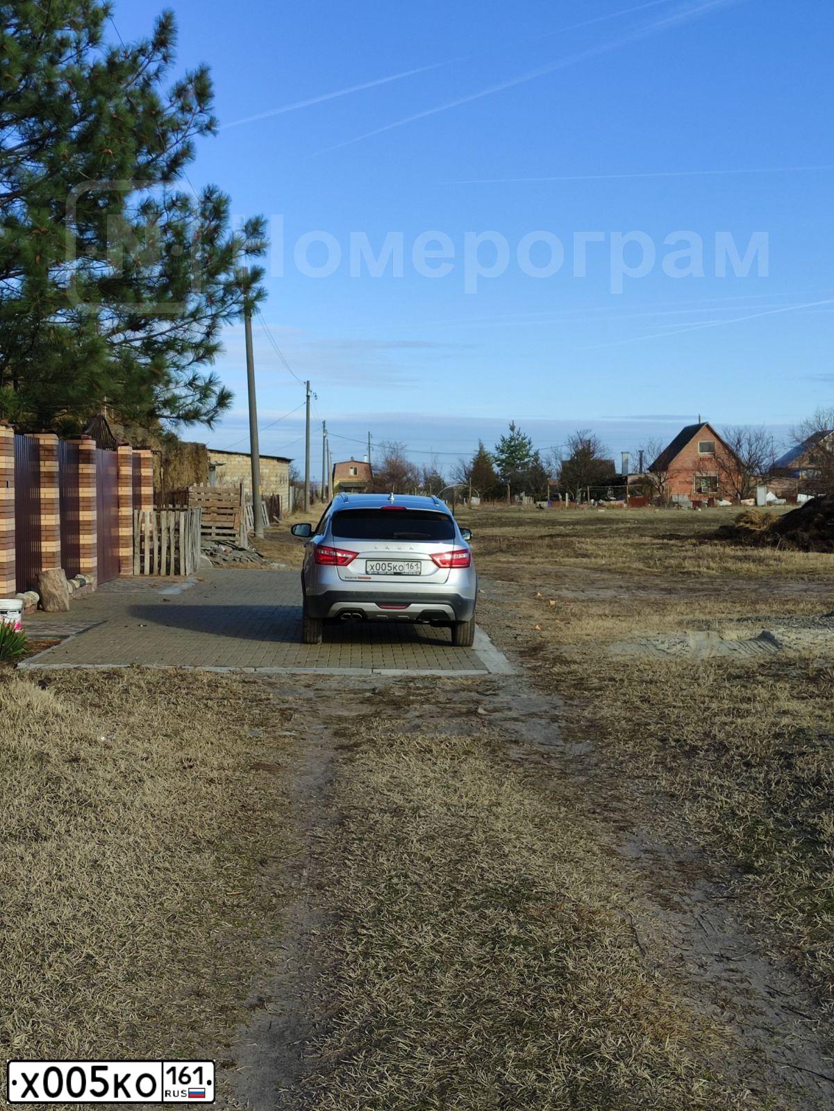 Фото автомобиля LADA 2172 PRIORA, 2013 — госномер В448ЕН09. Цвет: БЕЛЫЙ