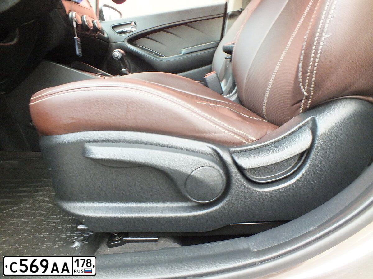 Фото автомобиля KIA CERATO, 2014 — госномер М499КМ196. Цвет: БЕЖЕВЫЙ