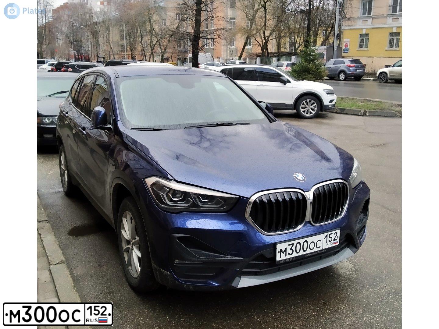 Фото автомобиля AUDI Q3, 2013 — госномер Х093УО152. Цвет: ТЕМНО-СИНИЙ