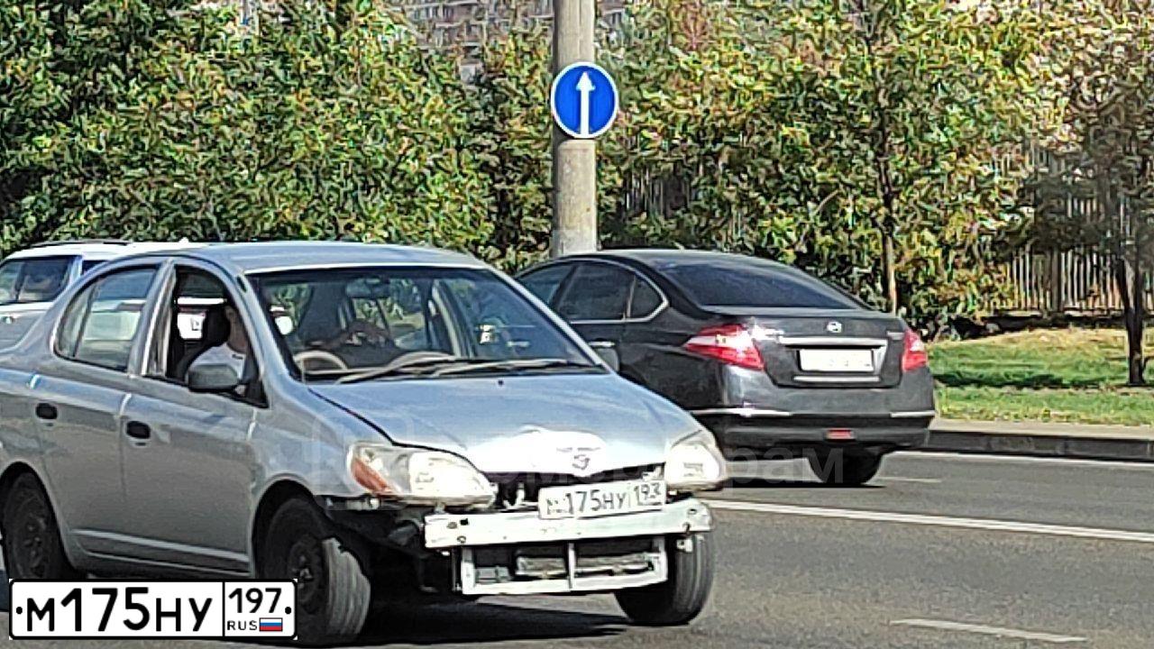 Фото автомобиля NISSAN MURANO, 2011 — госномер М421МЕ154