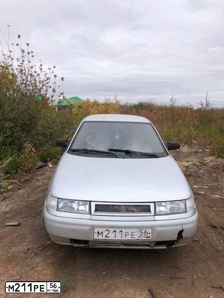 Фото автомобиля LADA 2110, 2004 — госномер В111АМ156. Цвет: Светло-серебристый металик