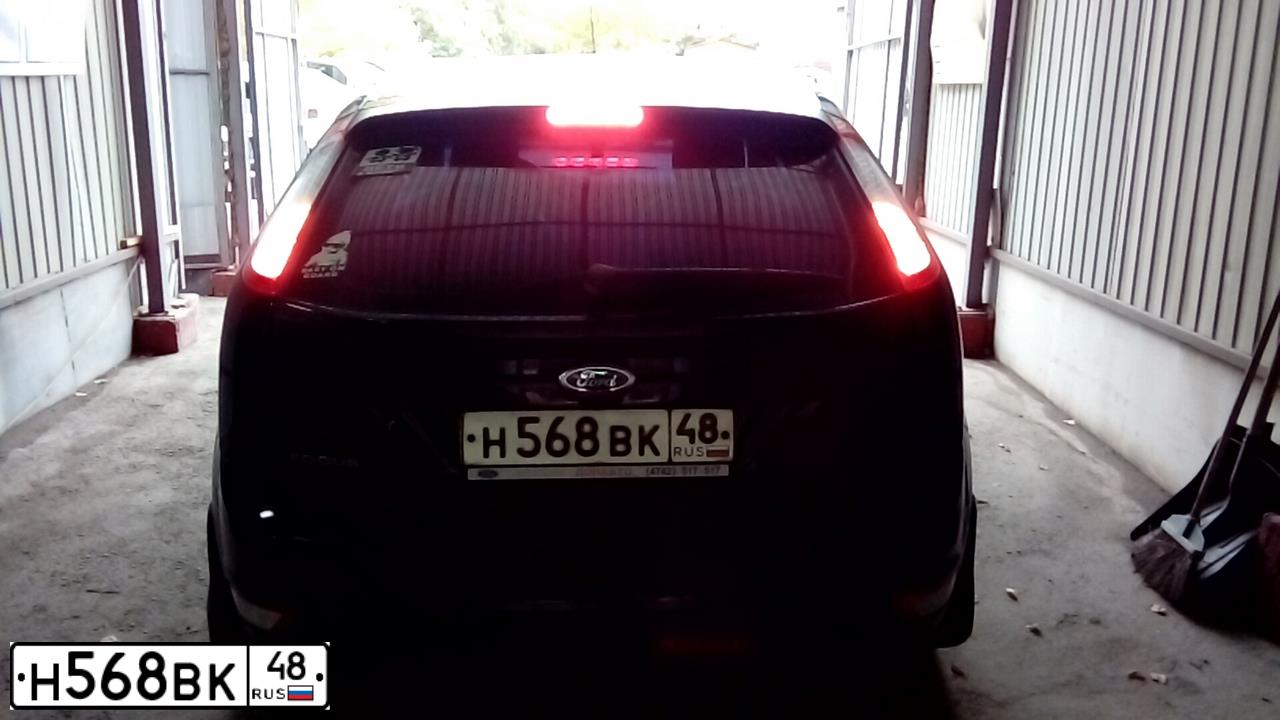 Фото автомобиля FORD FOCUS, 2010 — госномер Р168ЕР68. Цвет: ЧЕРНЫЙ