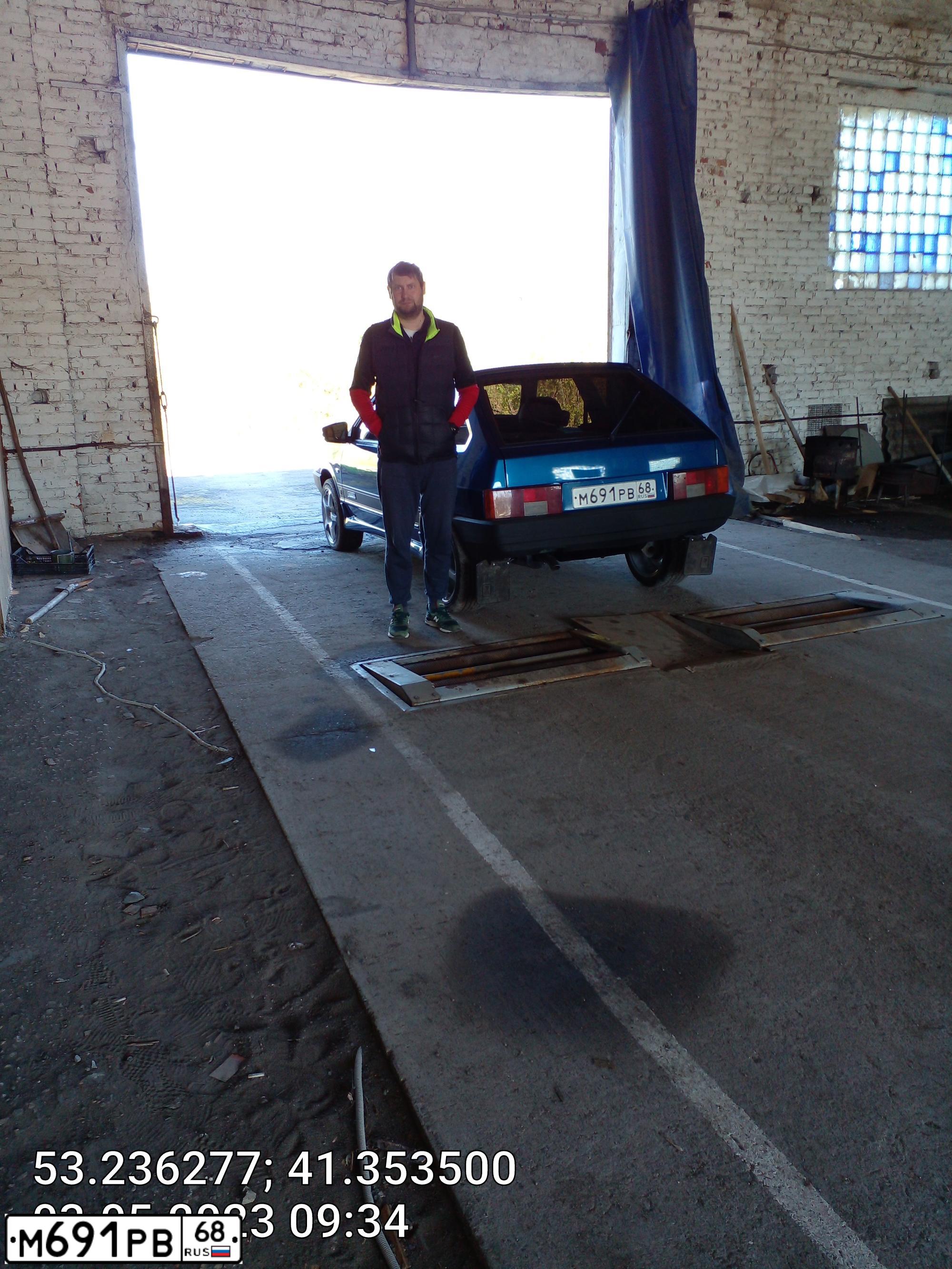 Фото автомобиля LADA 2108 SAMARA, 1999 — госномер А993РТ752. Цвет: синий