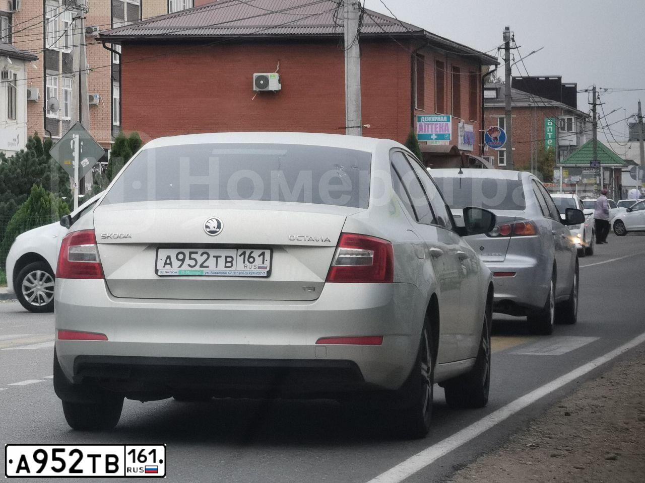 Фото автомобиля SKODA OCTAVIA, 2013 — госномер А952ТВ161. Цвет: СЕРЕБРИСТО-ЖЕЛТЫЙ