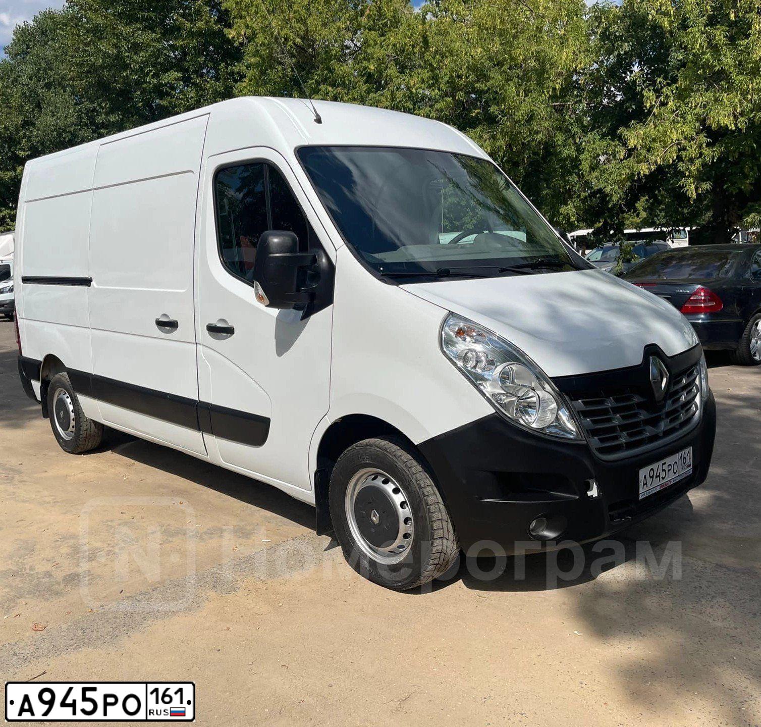 Фото автомобиля RENAULT MASTER, 2015 — госномер А392МТ790. Цвет: Белый