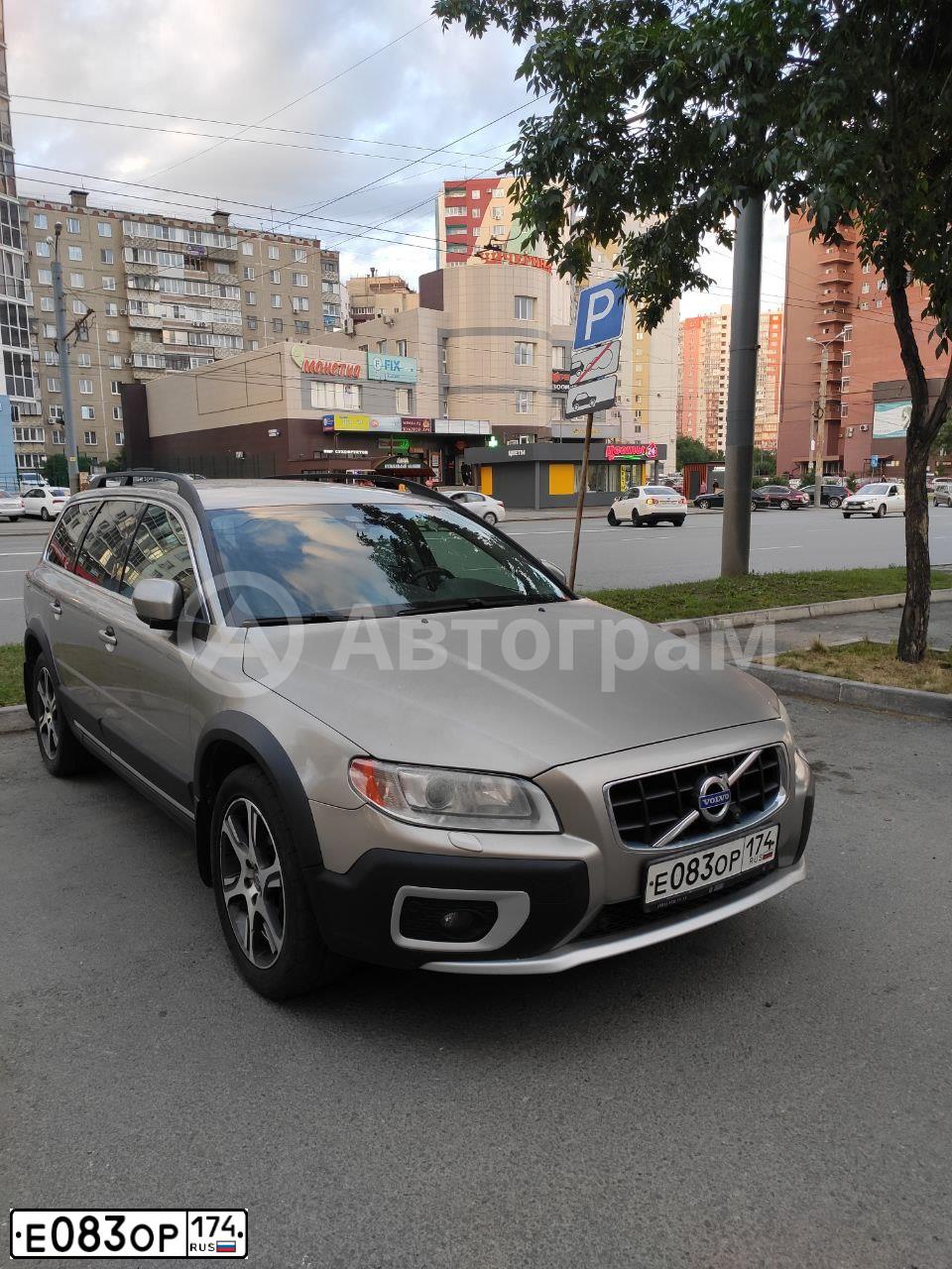 Фото автомобиля BMW 118I, 2011 — госномер Т222ОМ196. Цвет: Белый