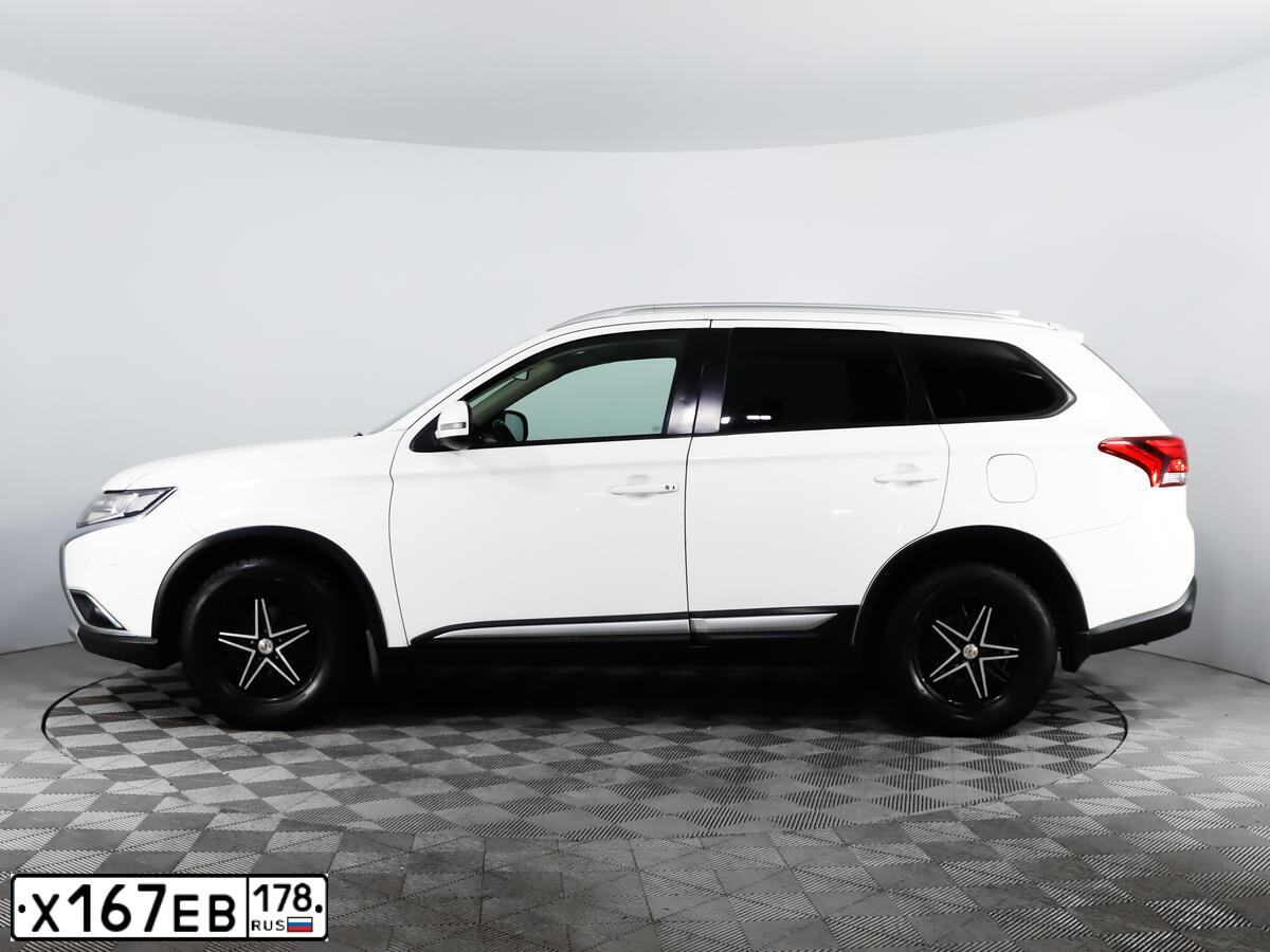 Фото автомобиля MITSUBISHI OUTLANDER, 2017 — госномер О900МС761. Цвет: Белый