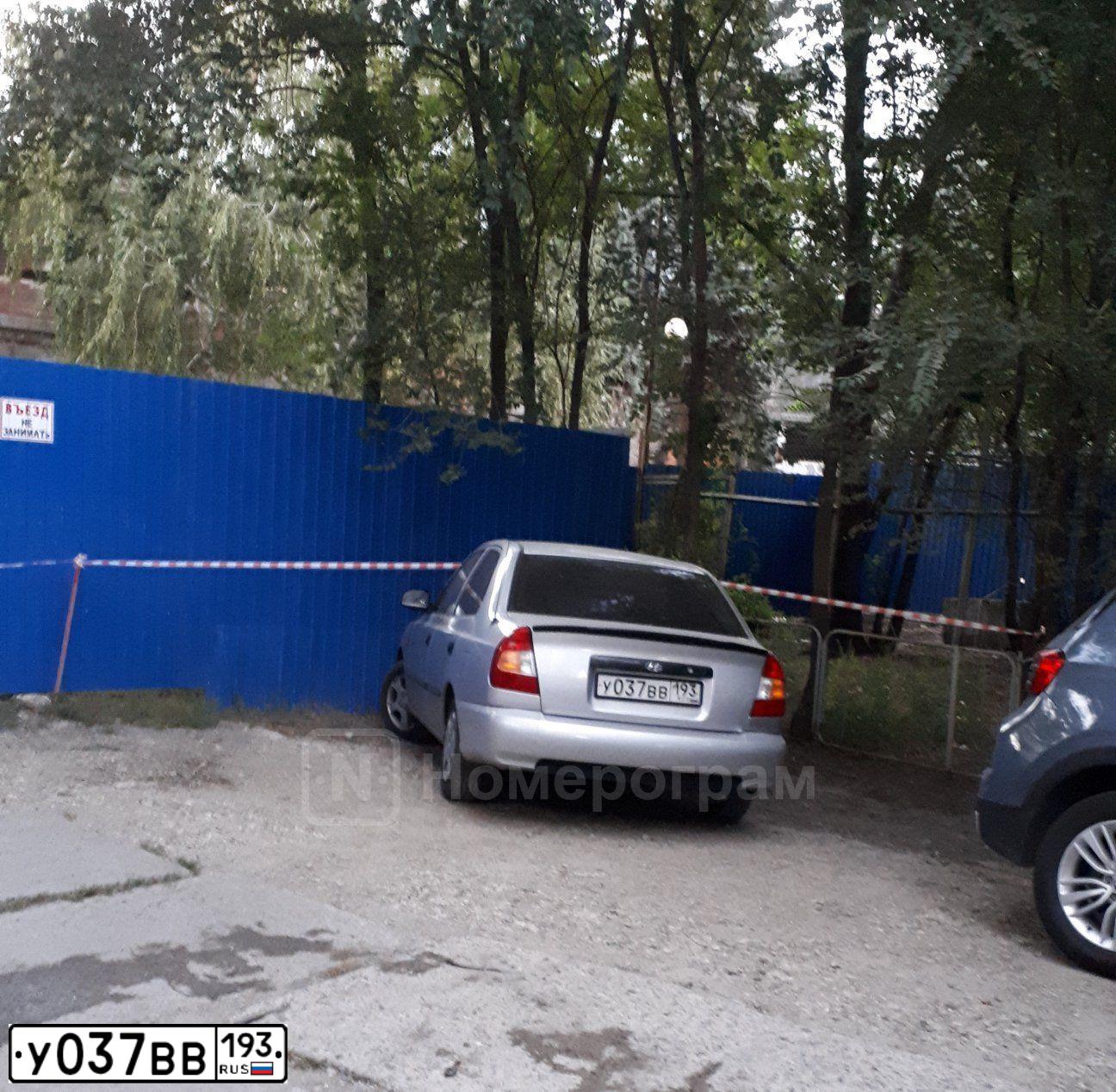 Фото автомобиля TAGAZ ACCENT, 2004 — госномер У037ВВ193. Цвет: СЕРЕБРИСТЫЙ