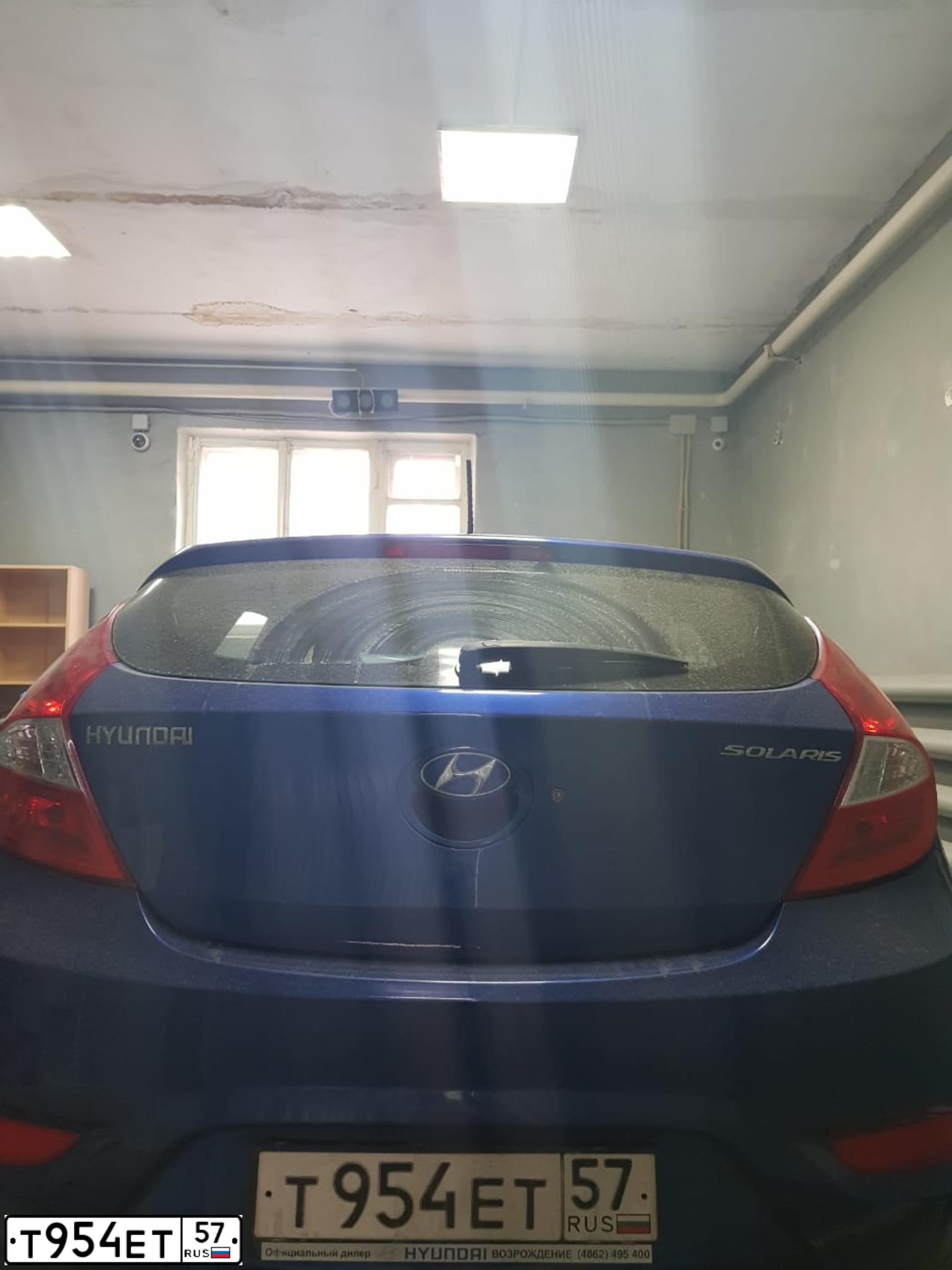 Фото автомобиля HYUNDAI SOLARIS, 2012 — госномер О049РУ46. Цвет: ТЕМНО-СИНИЙ