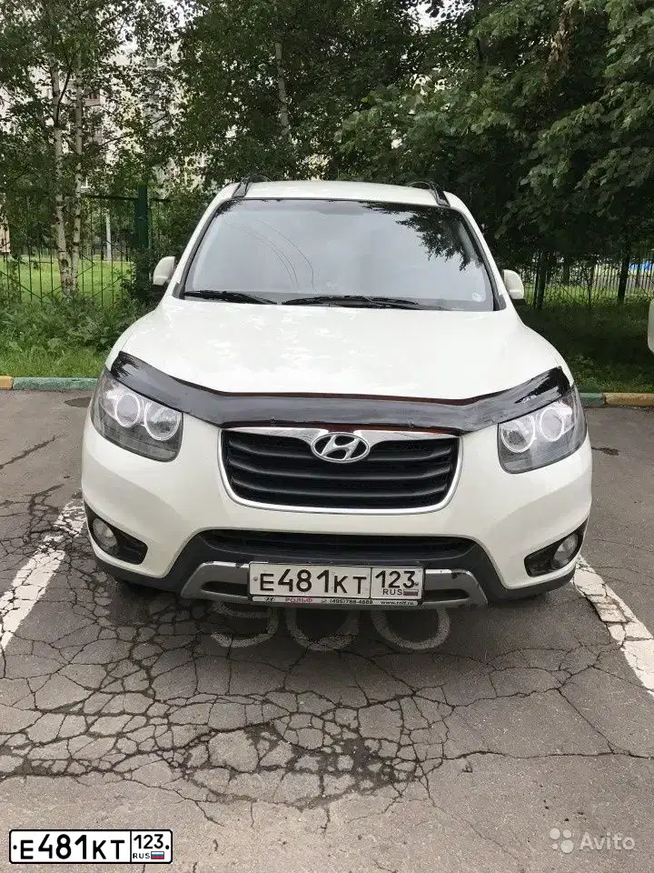 Фото автомобиля HYUNDAI SANTA FE, 2011 — госномер М191ТМ197. Цвет: БЕЛЫЙ
