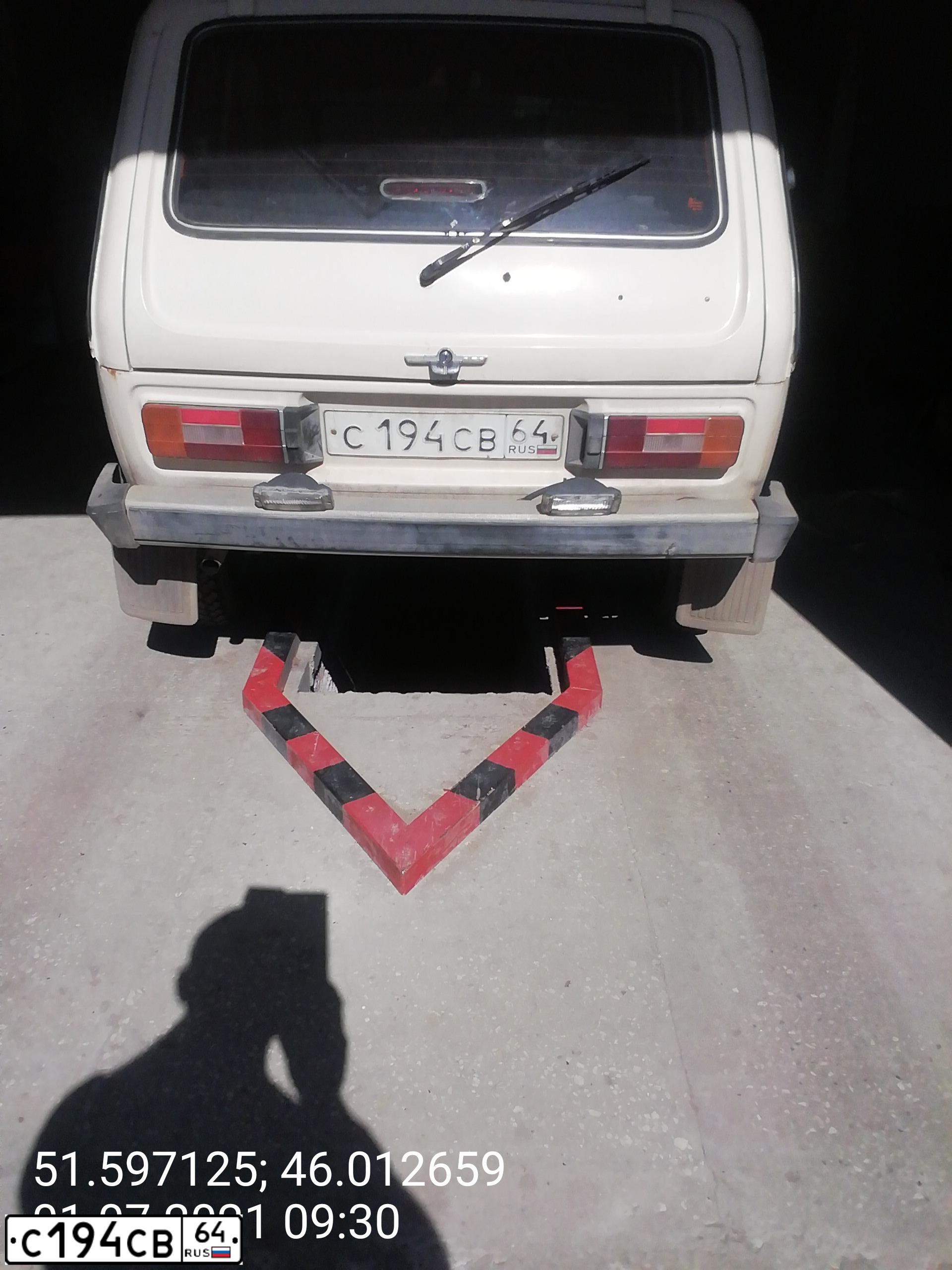 Фото автомобиля LADA 2112, 2005 — госномер Т268АМ64. Цвет: СЕРО ЗЕЛЕНЫЙ