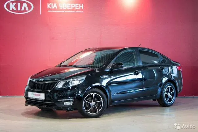 Фото автомобиля KIA RIO, 2016 — госномер А002ХС716. Цвет: ЧЕРНЫЙ