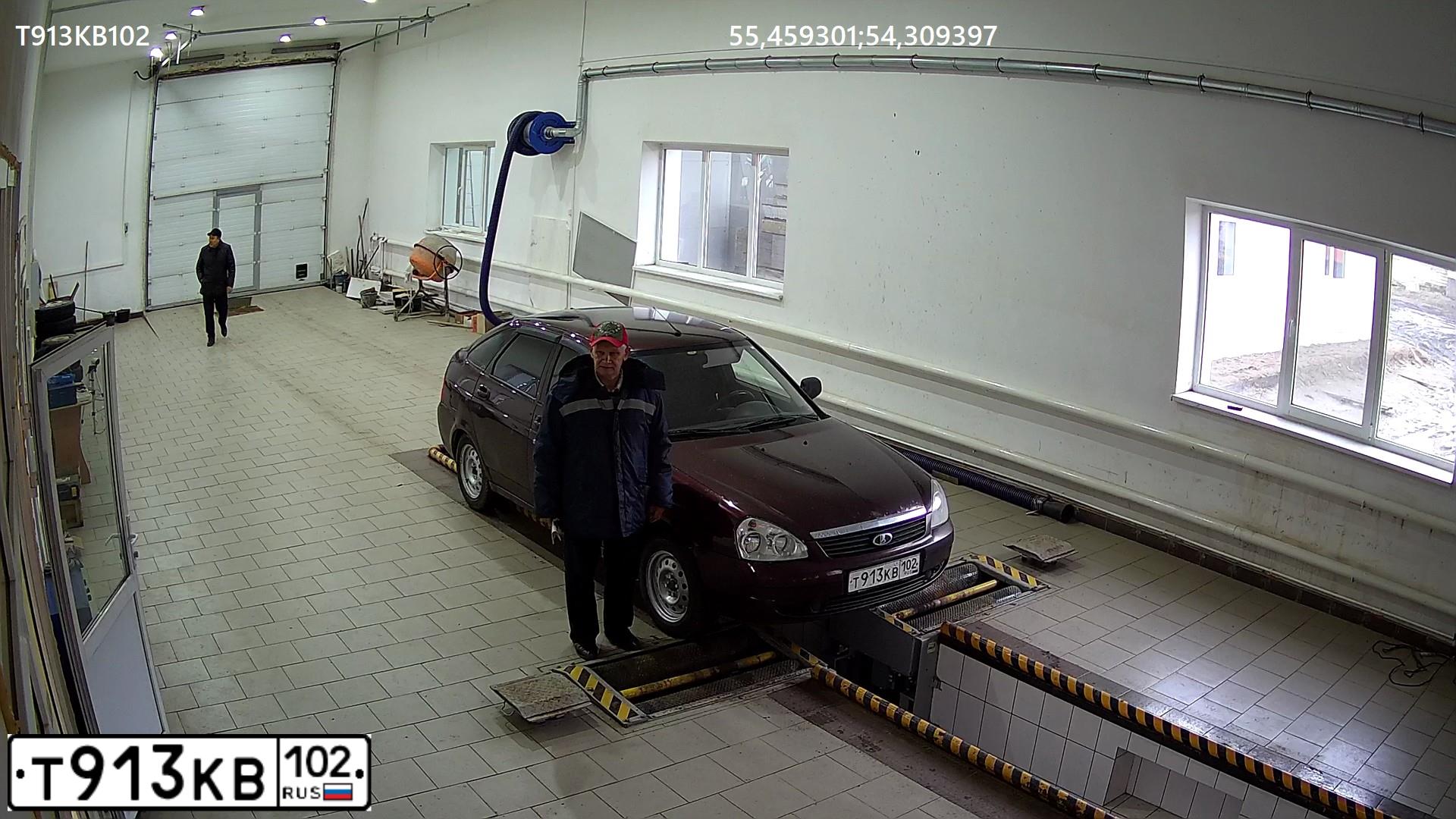 Фото автомобиля LADA PRIORA, 2011 — госномер К278ОН702. Цвет: ТЕМНО-ВИШНЕВЫЙ