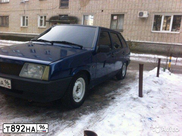 Фото автомобиля LADA 2109 SAMARA, 2003 — госномер Т892НА96. Цвет: СИНИЙ