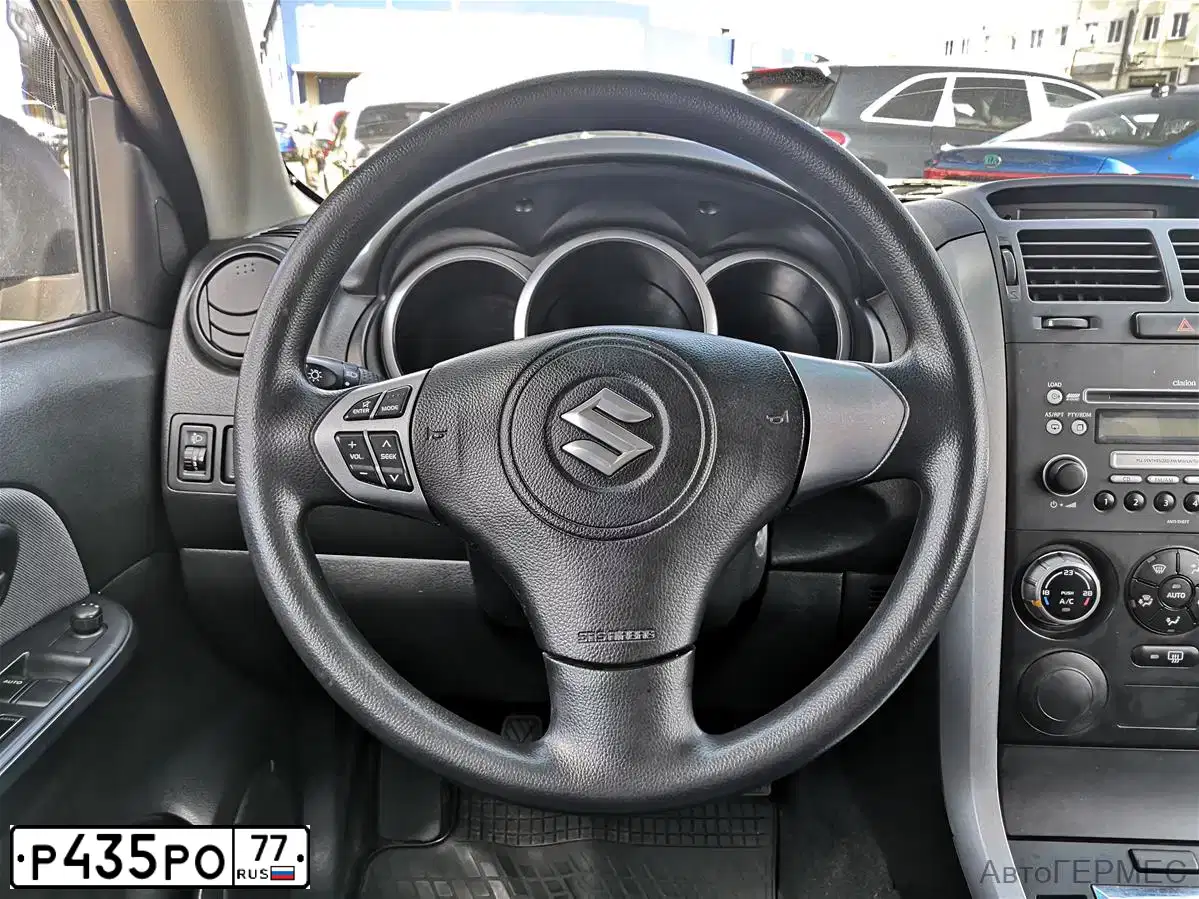Фото автомобиля SUZUKI /GRAND/ VITARA, 2006 — госномер Р435РО77. Цвет: СЕРЫЙ