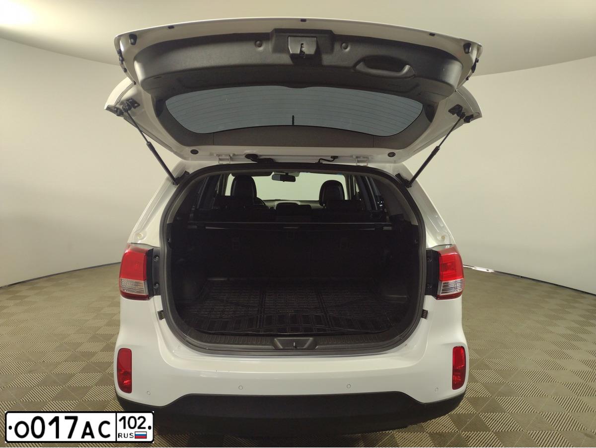 Фото автомобиля KIA SPORTAGE, 2014 — госномер О017АС102. Цвет: СЕРЫЙ