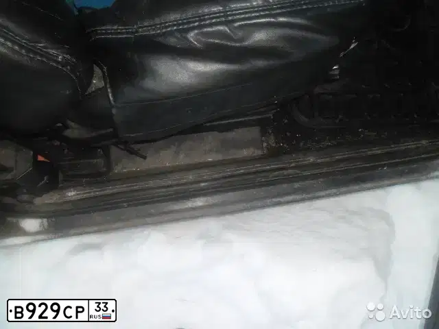 Фото автомобиля VOLKSWAGEN TOUAREG, 2004 — госномер Х737ЕН37. Цвет: СЕРО ЗЕЛЕНЫЙ