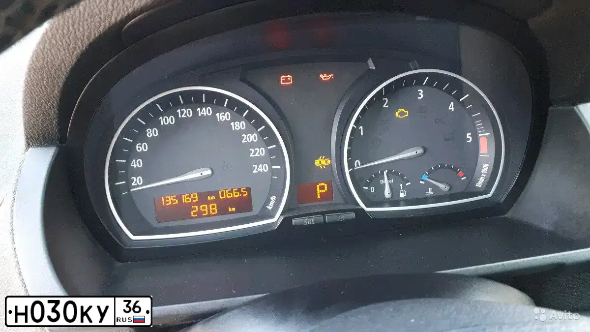 Фото автомобиля BMW X3, 2008 — госномер Н030КУ36. Цвет: СЕРЕБРИСТЫЙ