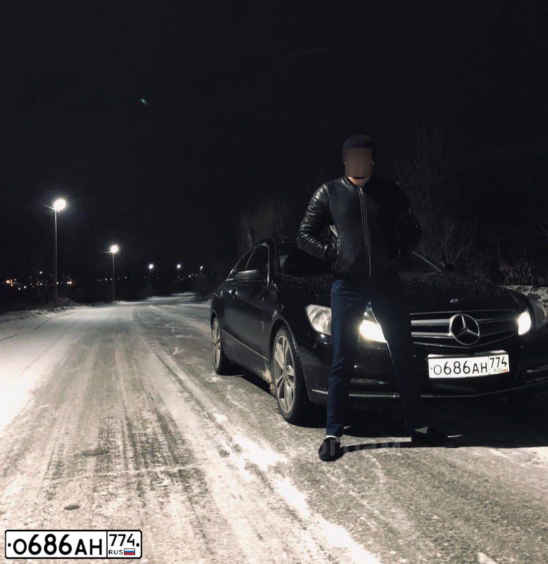 Фото автомобиля MERCEDES E-KLASSE, 2011 — госномер О602МУ45. Цвет: ЧЕРНЫЙ