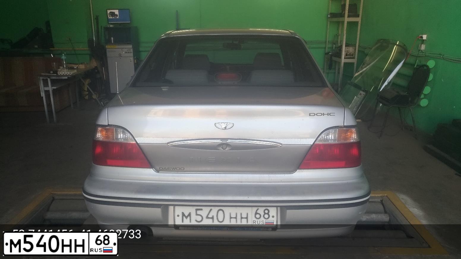 Фото автомобиля DAEWOO NEXIA, 2003 — госномер М540НН68. Цвет: СВЕТЛО-СЕРЫЙ