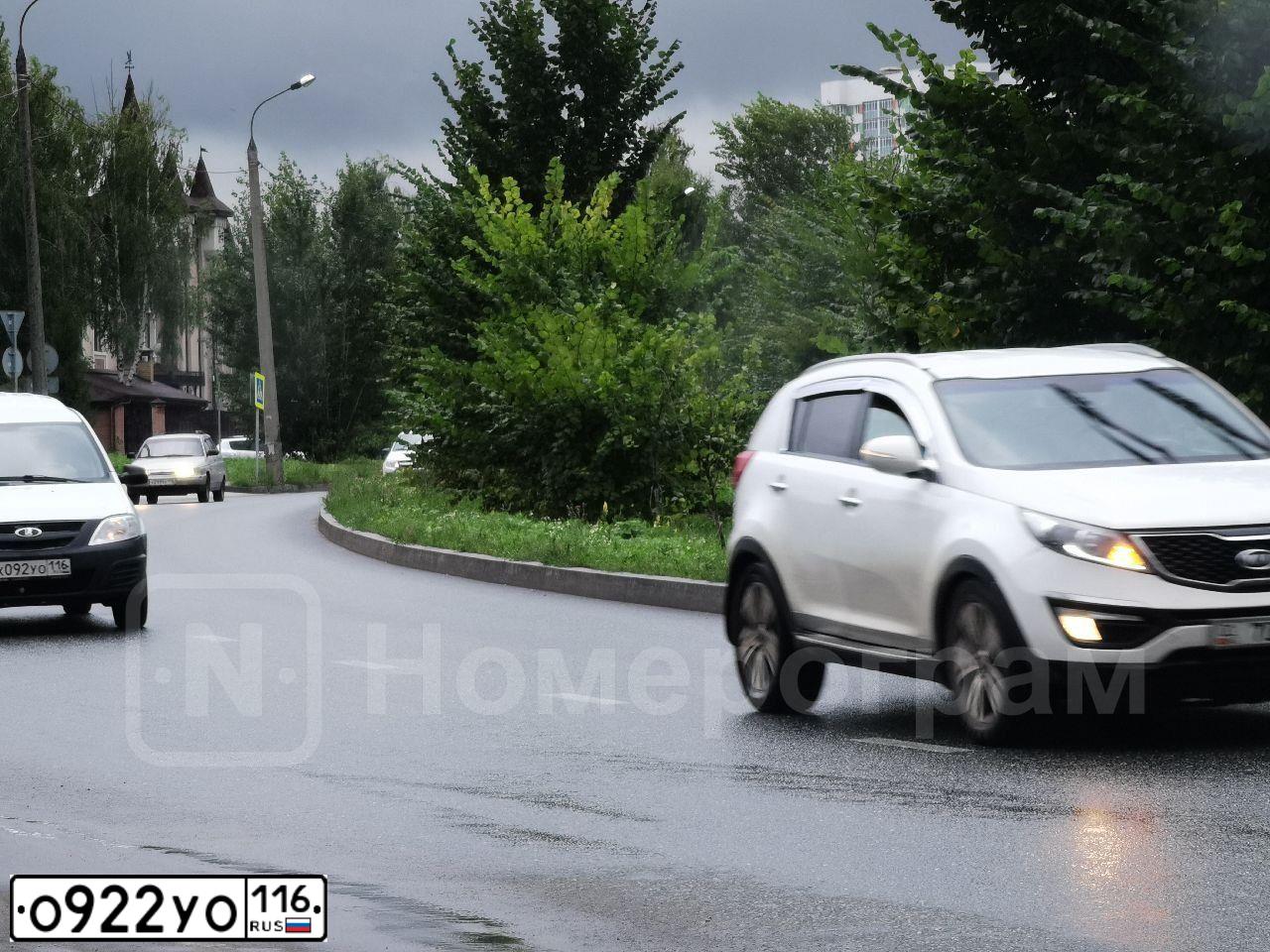 Фото автомобиля CHEVROLET LACETTI, 2011 — госномер К995СО716. Цвет: СЕРЫЙ