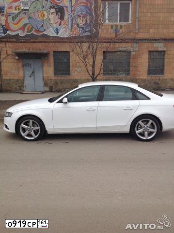 Фото автомобиля AUDI A4, 2009 — госномер О809ЕТ799. Цвет: Белый