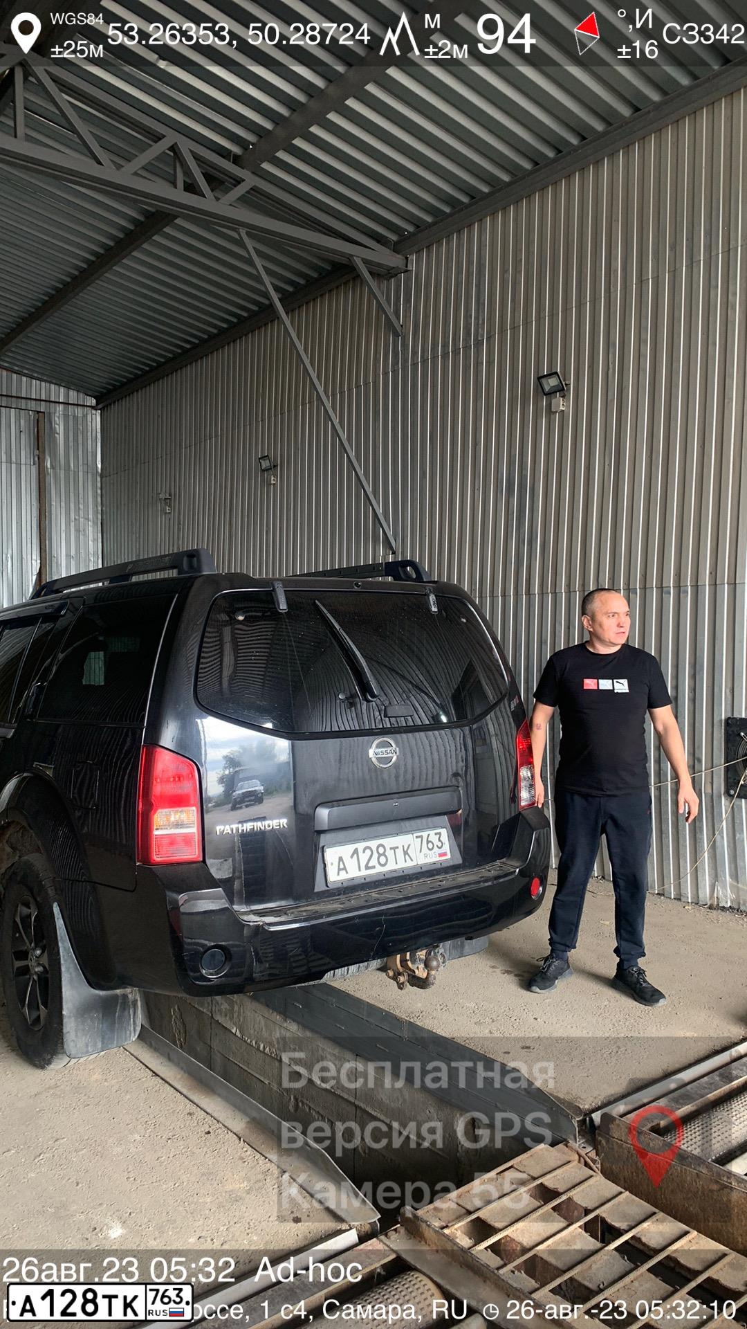 Фото автомобиля NISSAN PATHFINDER, 2008 — госномер А128ТК763. Цвет: ЧЕРНЫЙ