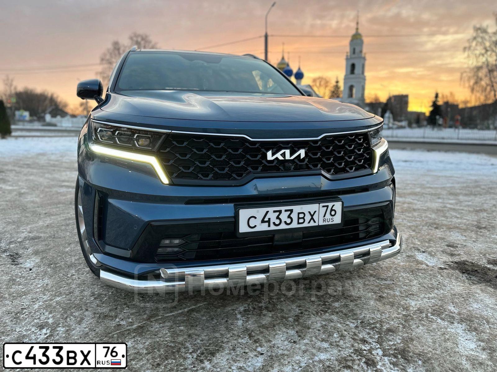 Фото автомобиля KIA КИА СОРЕНТО, 2022 — госномер С433ВХ76. Цвет: синий
