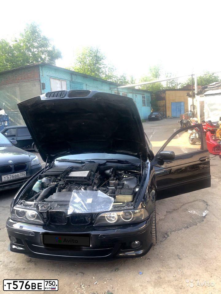 Фото автомобиля BMW SERIE 5, 2008 — госномер Е500НЕ150. Цвет: ЧЕРНЫЙ